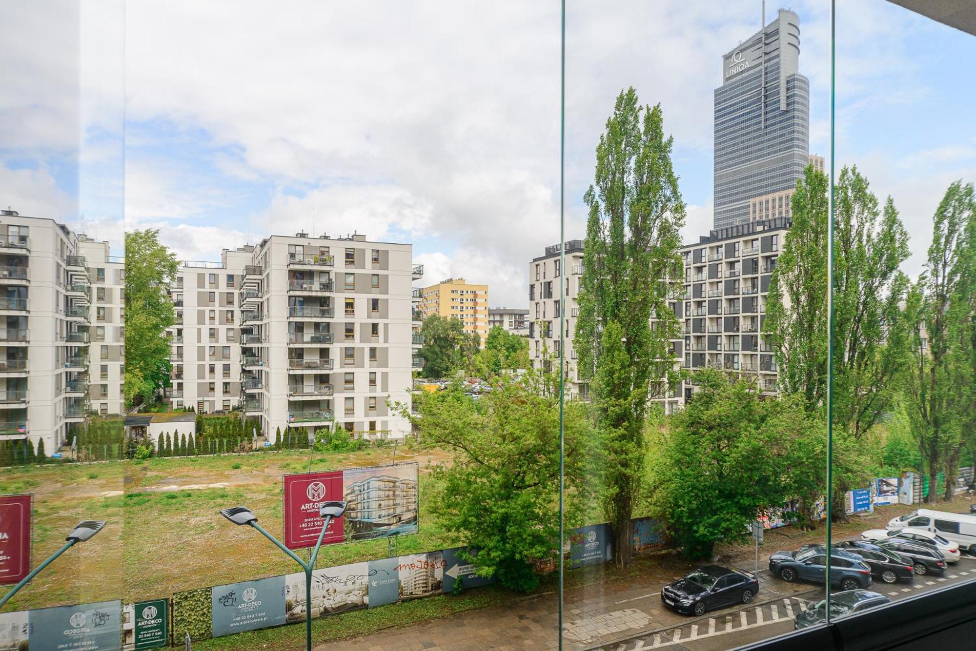 Cozy Family Apartments With Balcony Near Zlote Tarasy Варшава Екстериор снимка