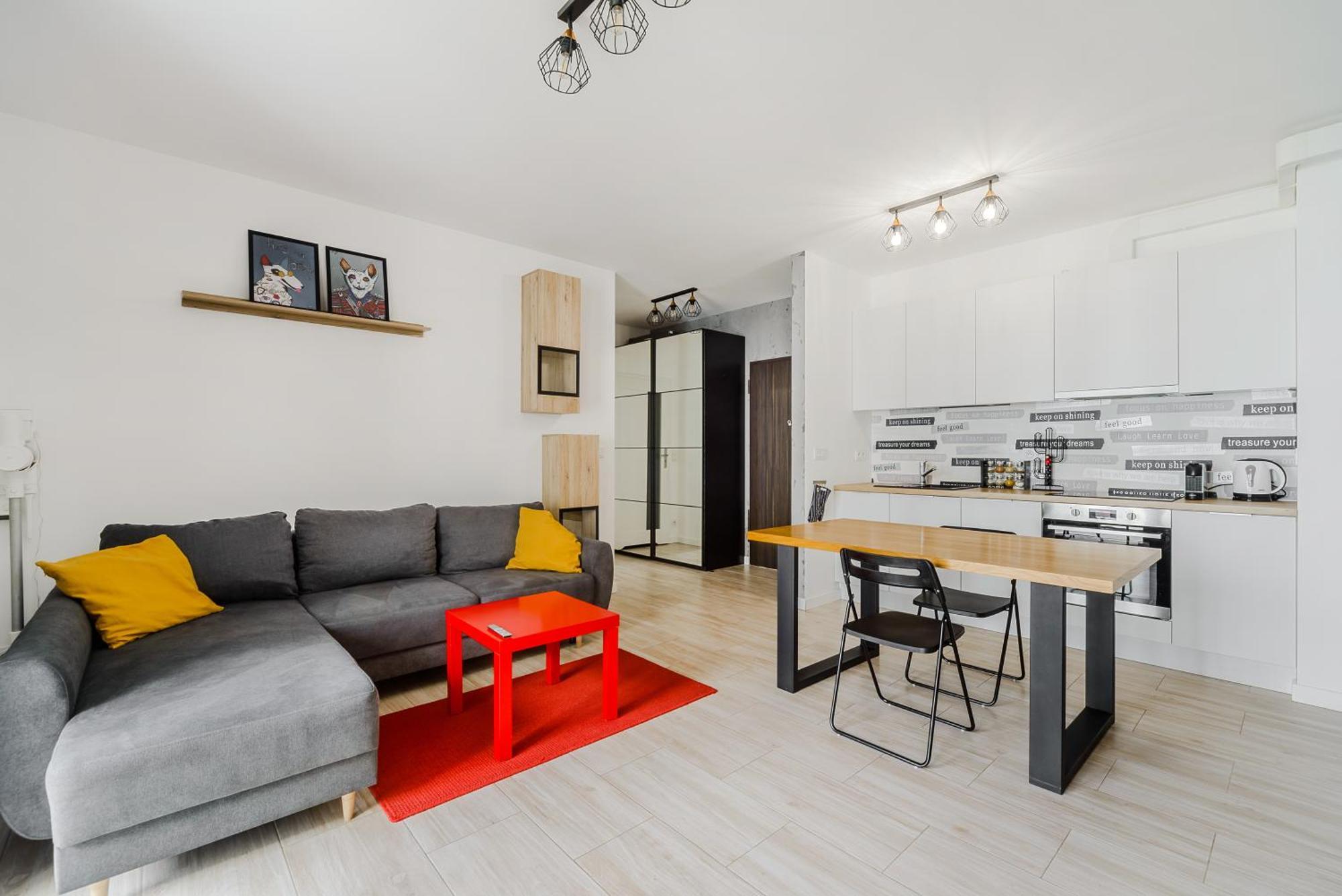 Cozy Family Apartments With Balcony Near Zlote Tarasy Варшава Екстериор снимка