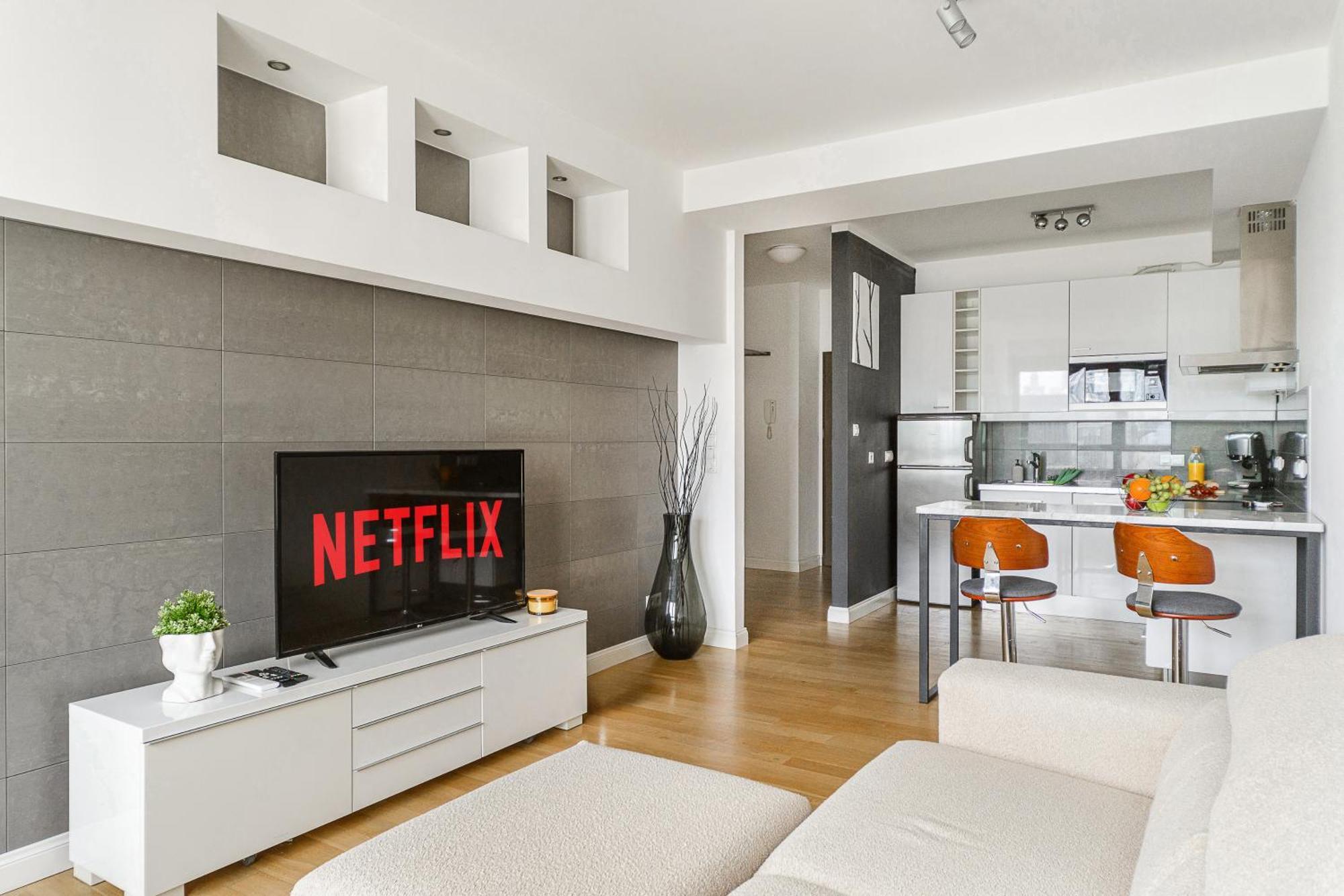 Cozy Family Apartments With Balcony Near Zlote Tarasy Варшава Екстериор снимка